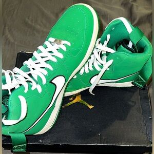 High-Top Air Jordan 1 Mid (Green/White – Celtics style colorway) Sneakers